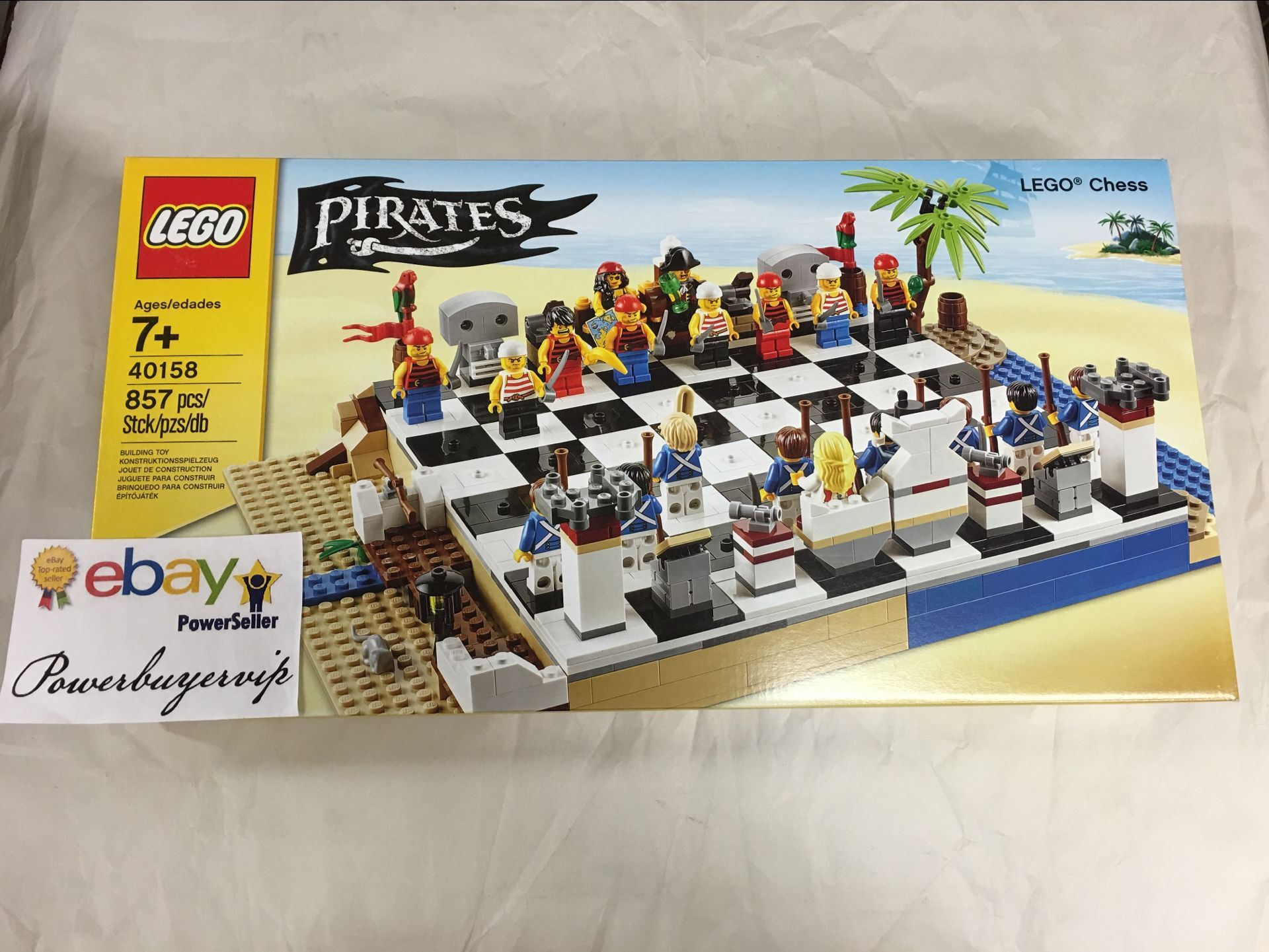 NEW LEGO 40158 Lego Pirates Pirates Chess Set 857 Pieces Building Toys - Click Image to Close